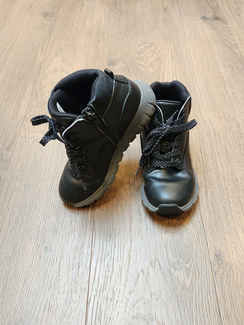 Stride Rite Rimrock 2.0 Boots Black Boys 12M CB025301